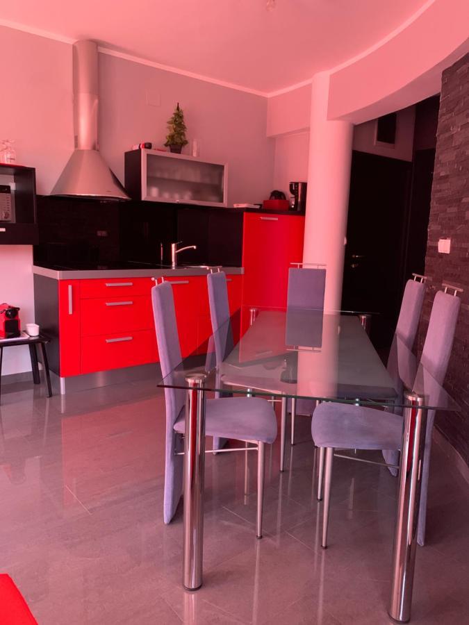 La Perla Apartment Водице Екстериор снимка